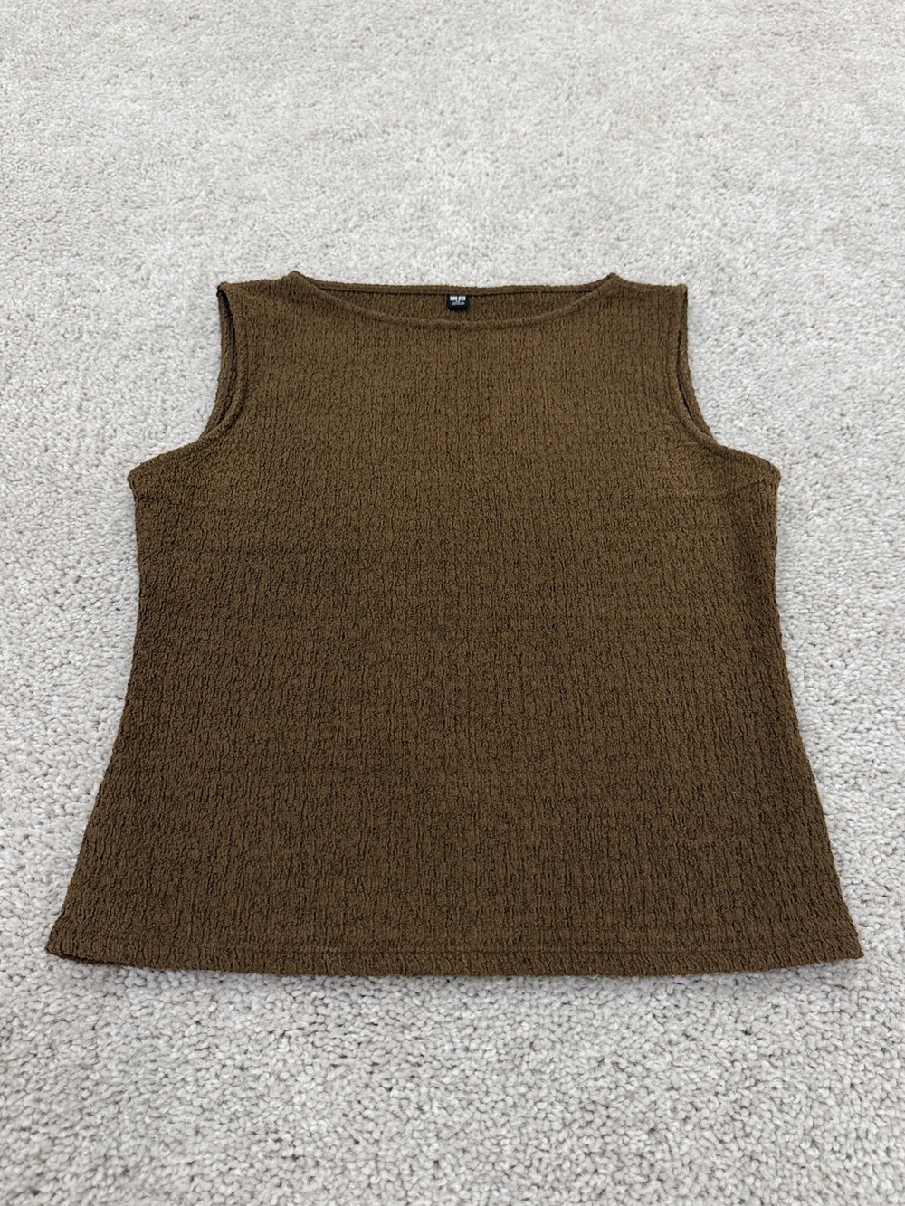 Uniqlo Shirring Boat Neck Sleeveless T-Shirt
